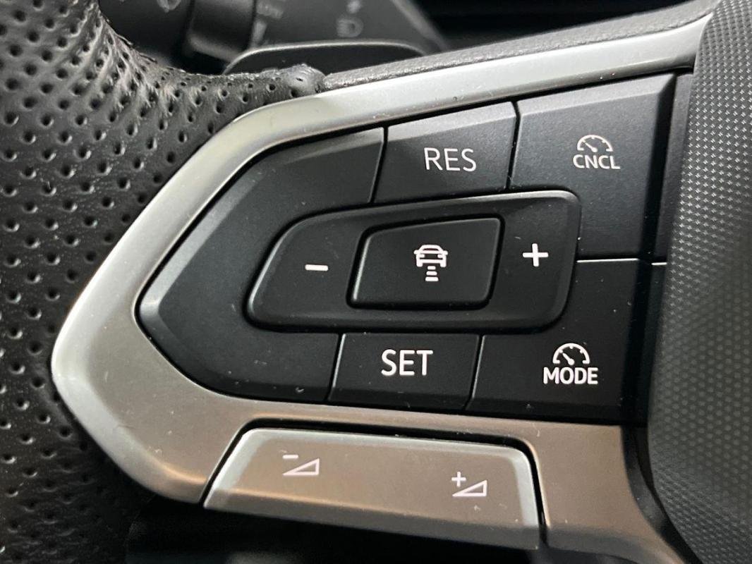 Volkswagen Tiguan - Photo 20