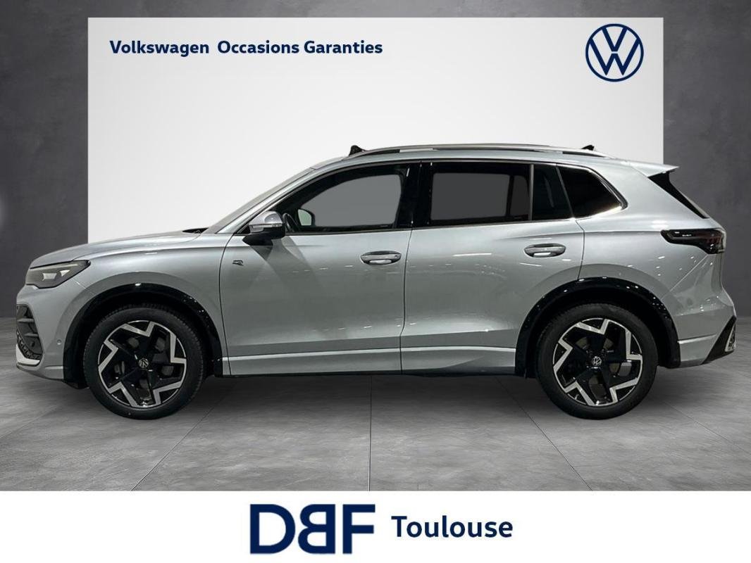 Volkswagen Tiguan - Photo 2