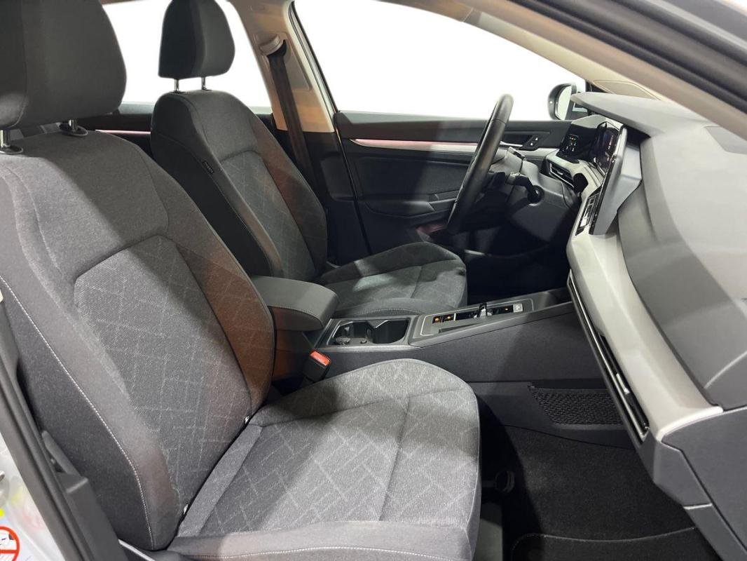 Volkswagen Golf - Photo 13