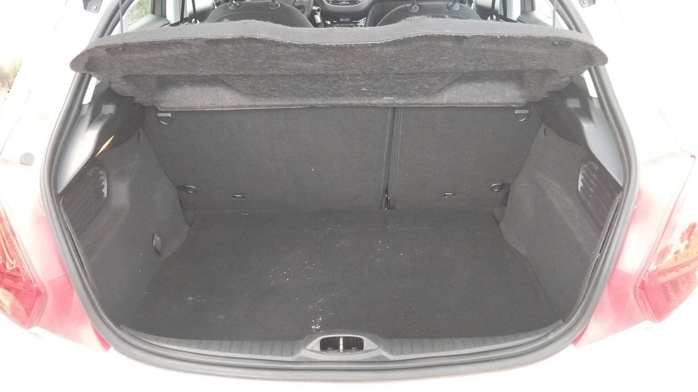 Peugeot 208 - Photo 14