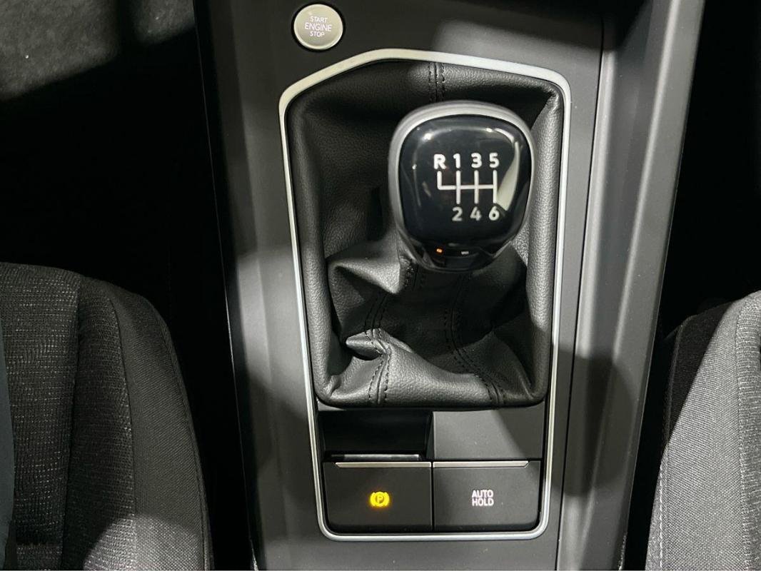 Volkswagen Golf - Photo 11