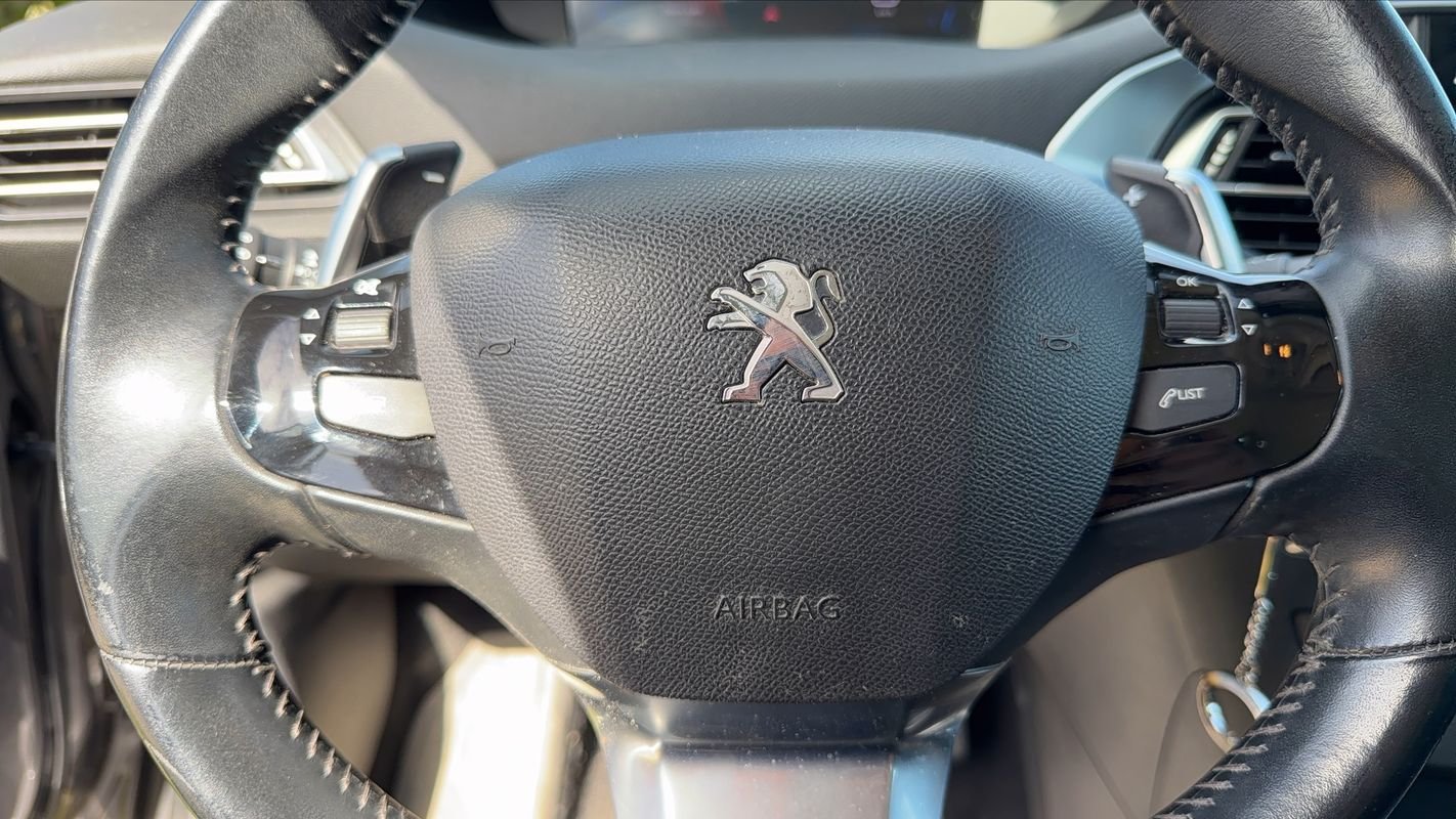Peugeot 308 - Photo 25