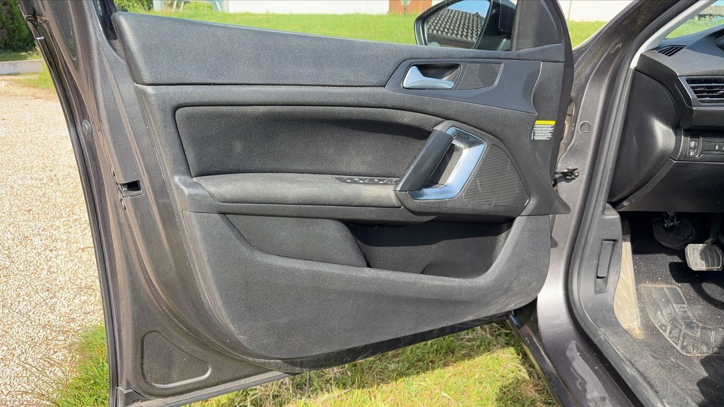 Peugeot 308 - Photo 7