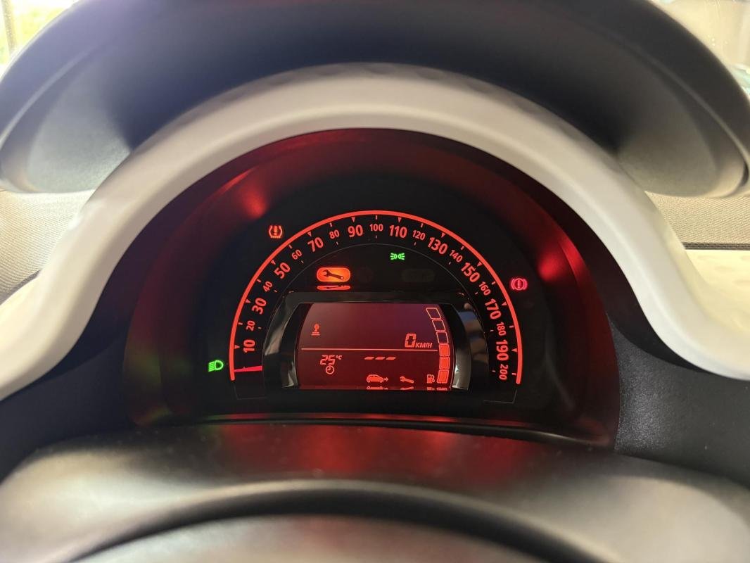 Renault Twingo - Photo 17
