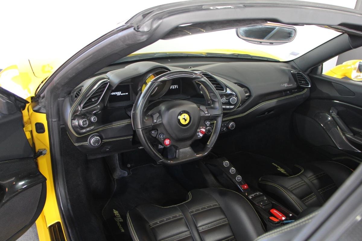Ferrari 488 Spider - Photo 15