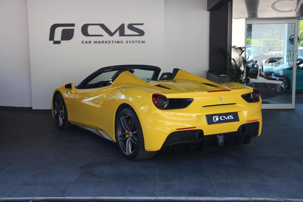 Ferrari 488 Spider - Photo 3
