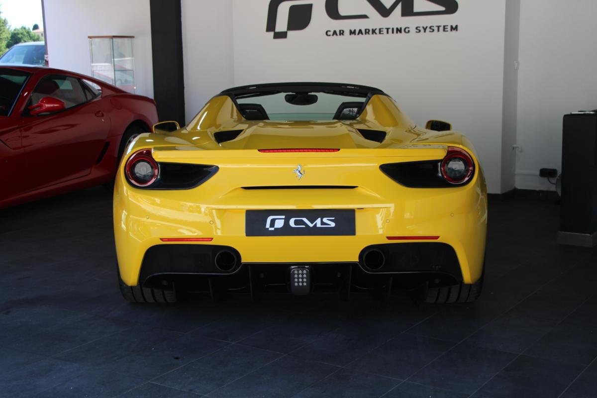 Ferrari 488 Spider - Photo 4
