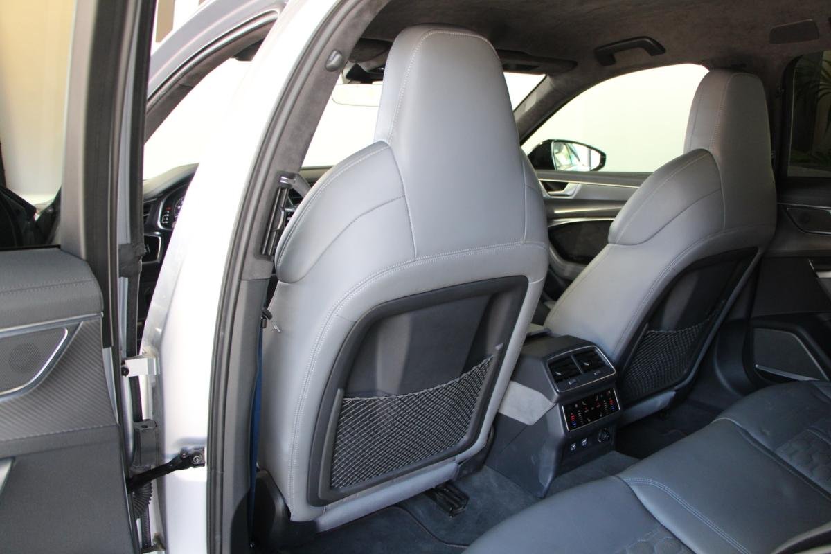 Audi RS6 Avant - Photo 21