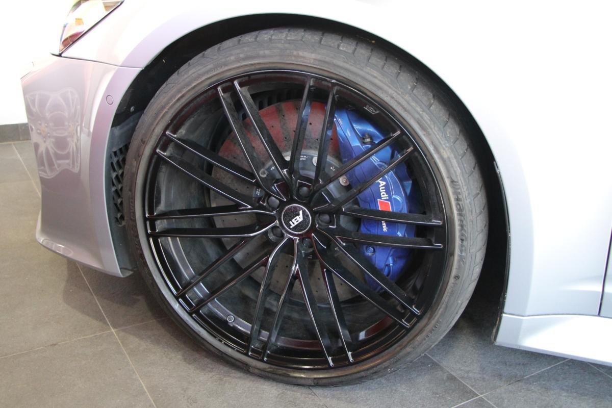 Audi RS6 Avant - Photo 10