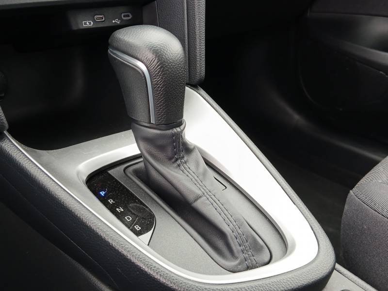 Toyota Yaris - Photo 18