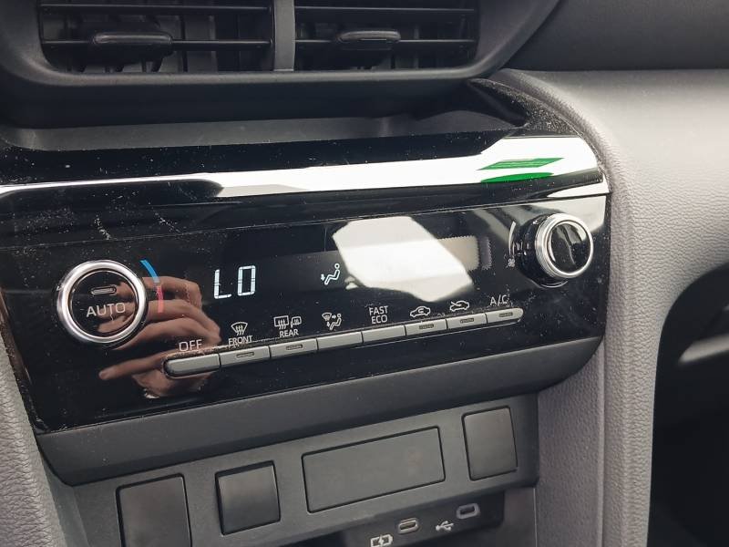 Toyota Yaris - Photo 19