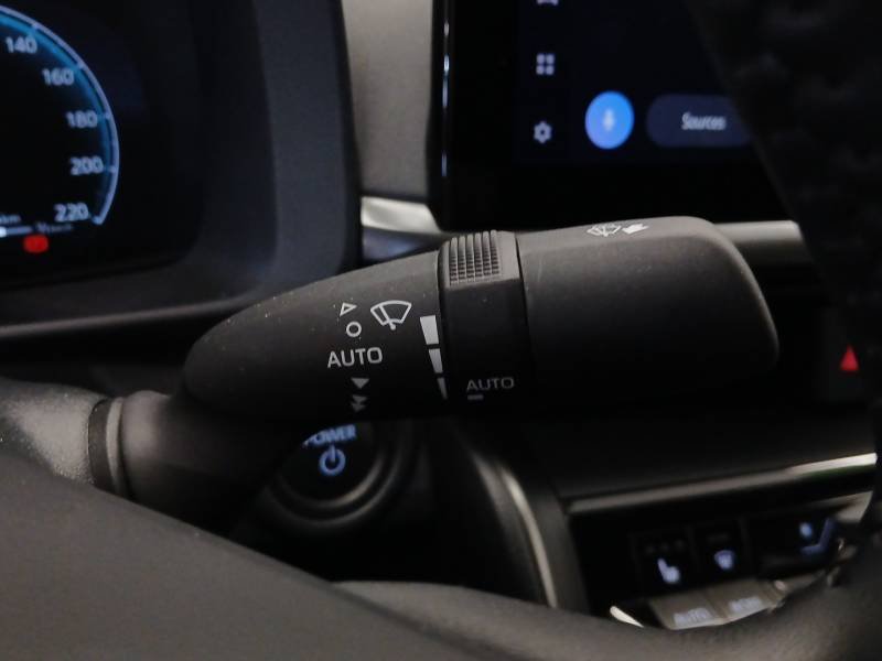 Toyota C-HR - Photo 21