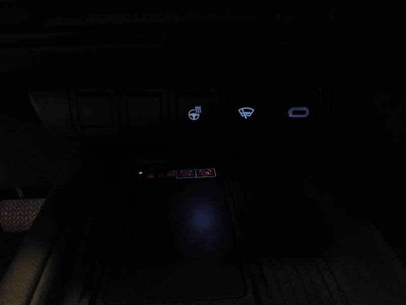 Toyota C-HR - Photo 26