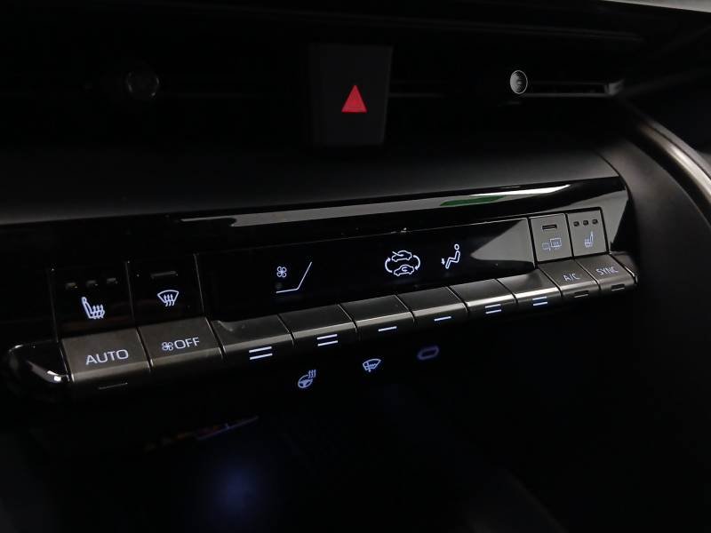 Toyota C-HR - Photo 27