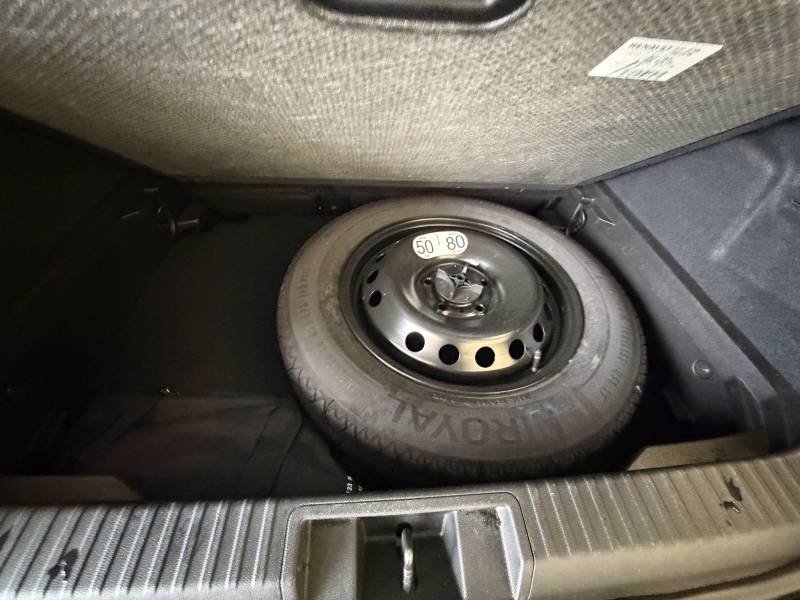 Renault Captur - Photo 17
