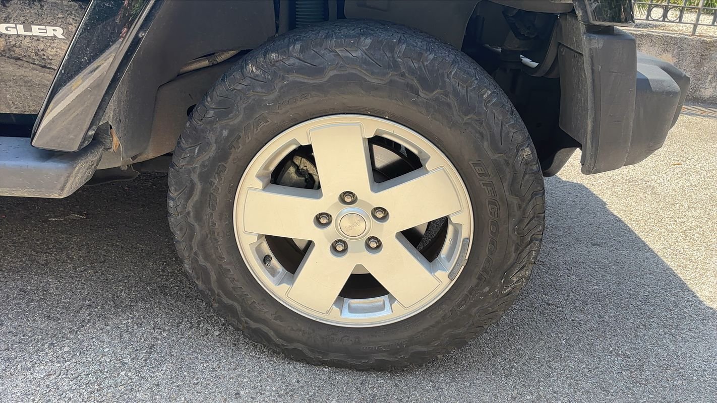 Jeep Wrangler - Photo 17