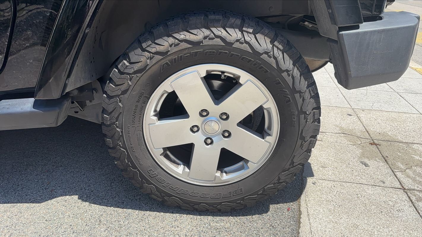 Jeep Wrangler - Photo 19