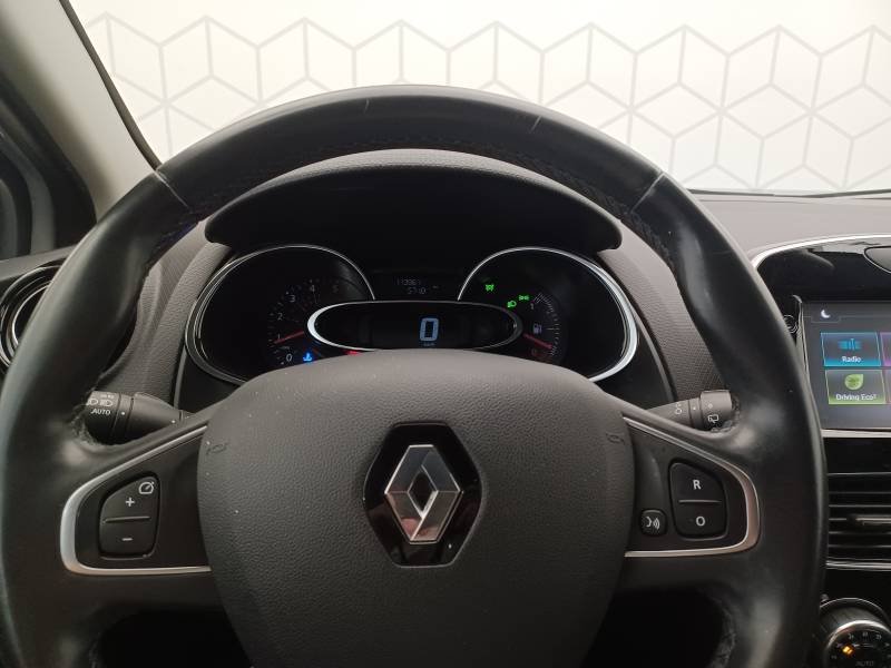 Renault Clio - Photo 24