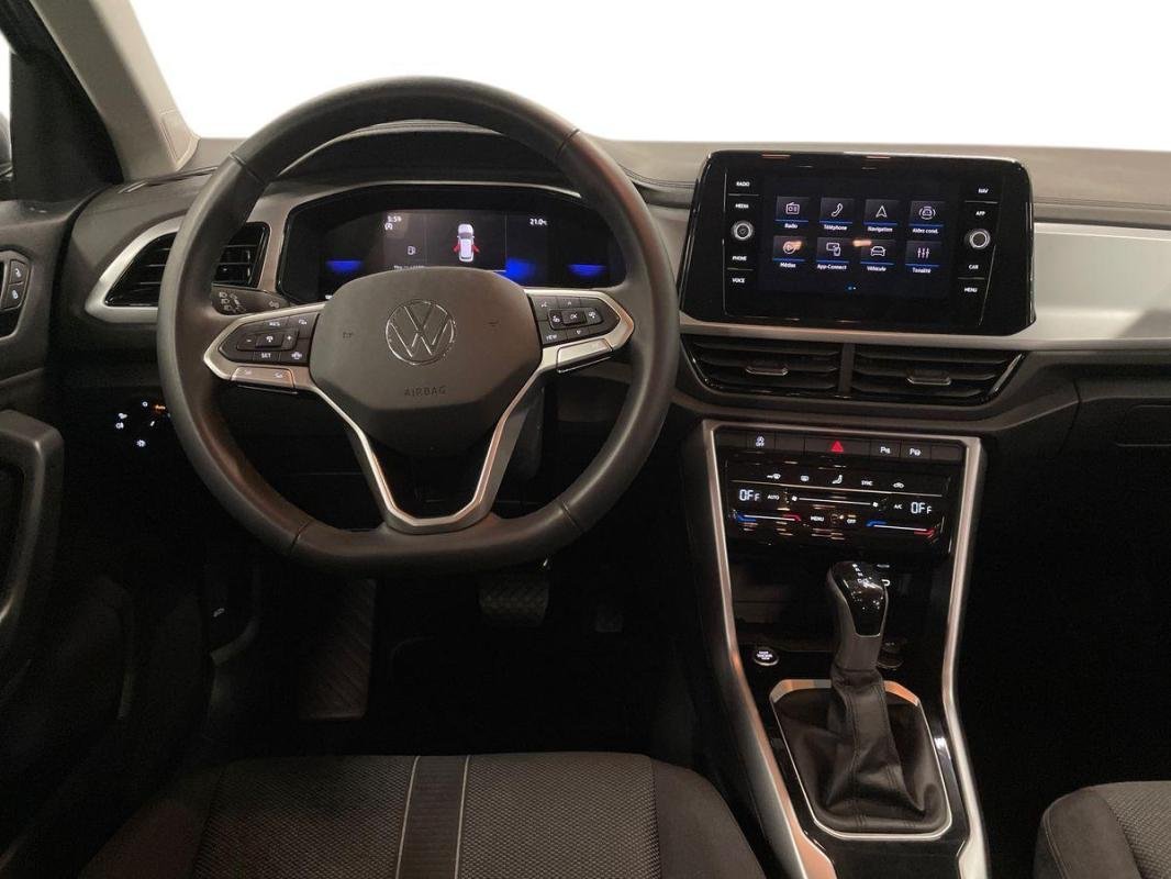 Volkswagen T-Roc - Photo 22
