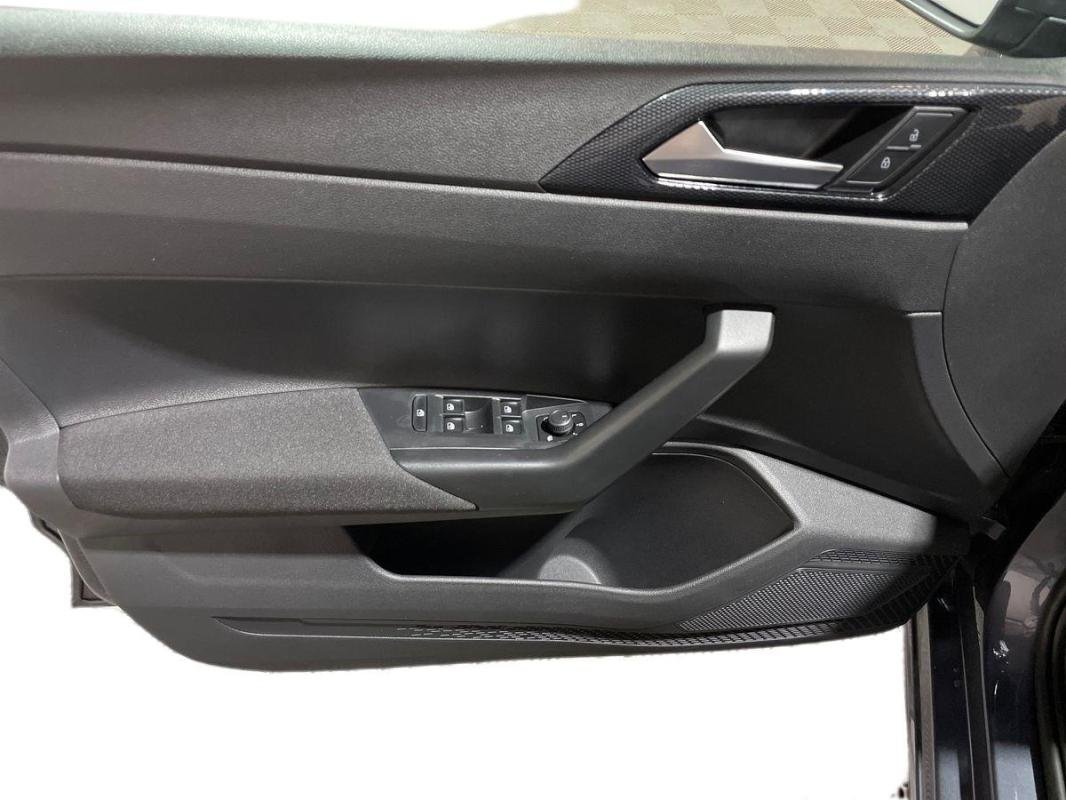 Volkswagen Polo - Photo 15