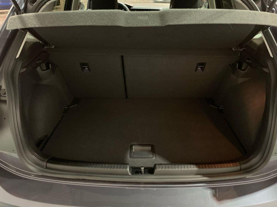 Volkswagen Polo - Photo 31