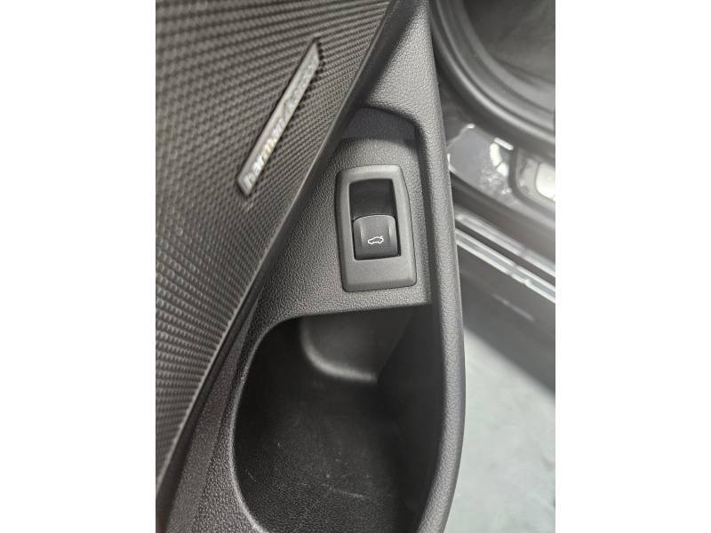 BMW Série 3 - Photo 19