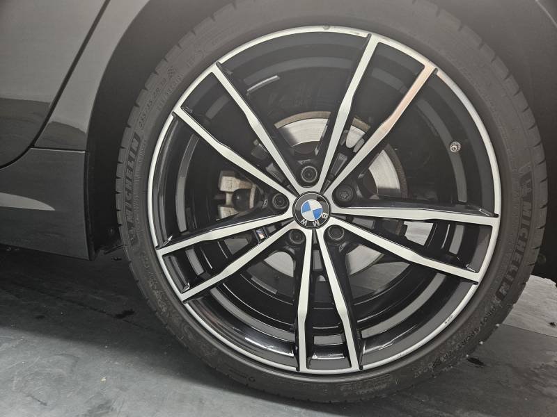BMW Série 3 - Photo 40