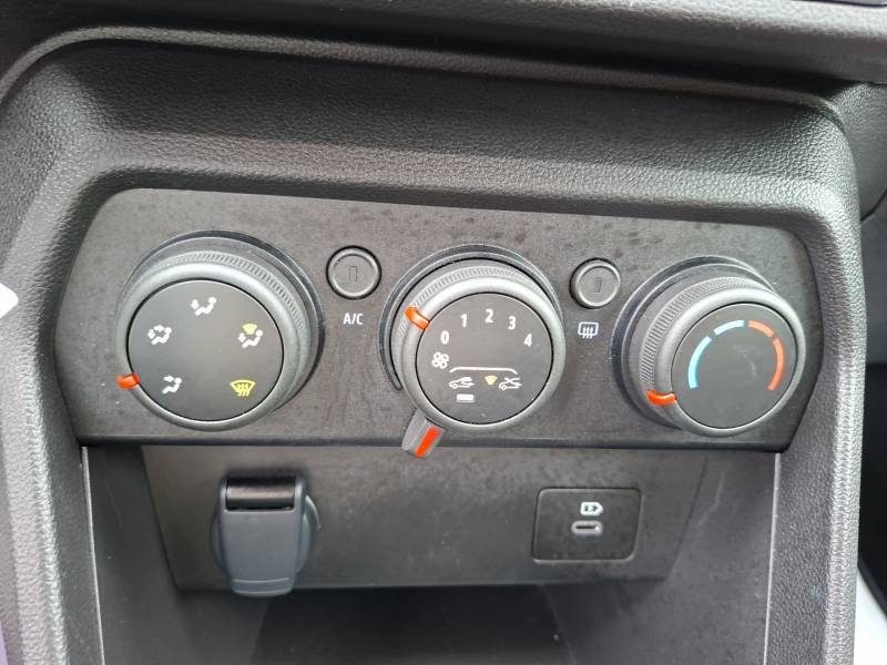 Dacia Sandero - Photo 15