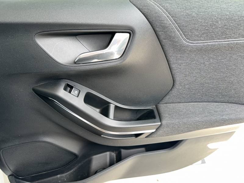 Ford Puma - Photo 10