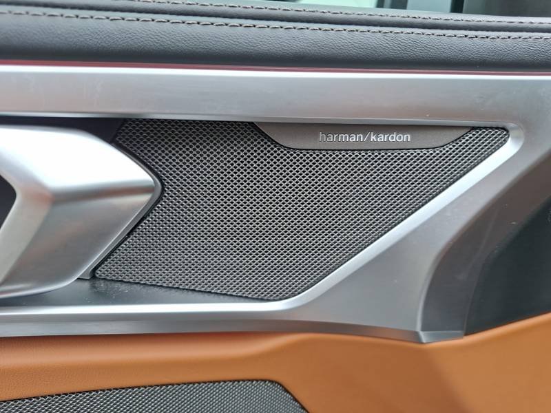 BMW Série 8 - Photo 18