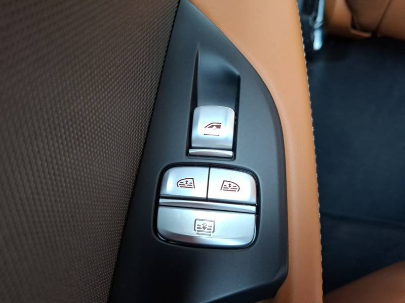 BMW Série 8 - Photo 36