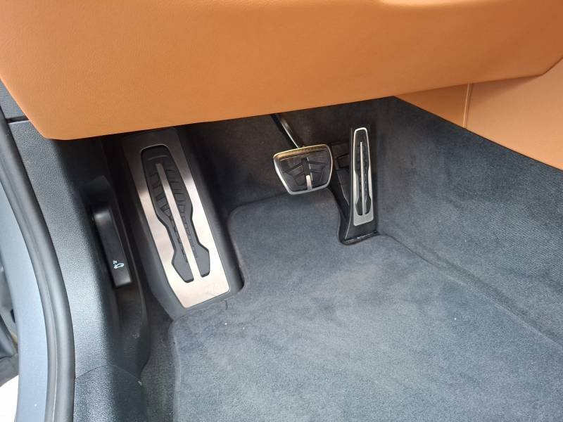 BMW Série 8 - Photo 46