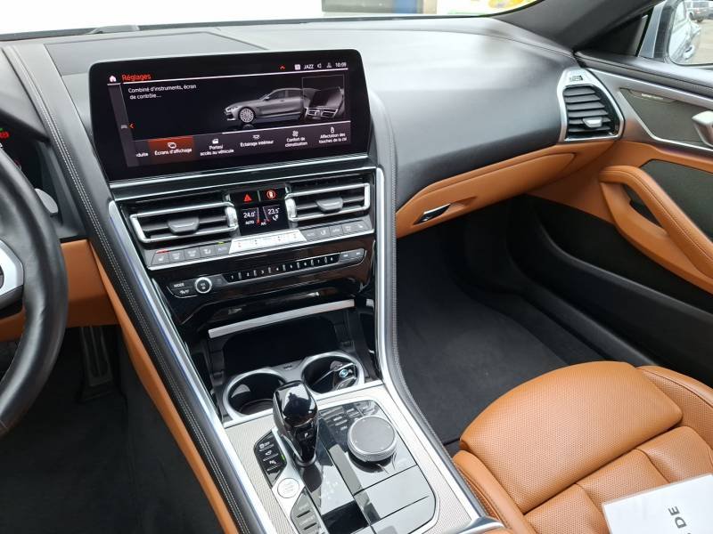 BMW Série 8 - Photo 10