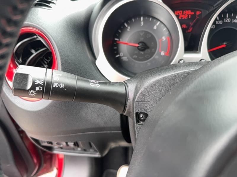 Nissan Juke - Photo 23