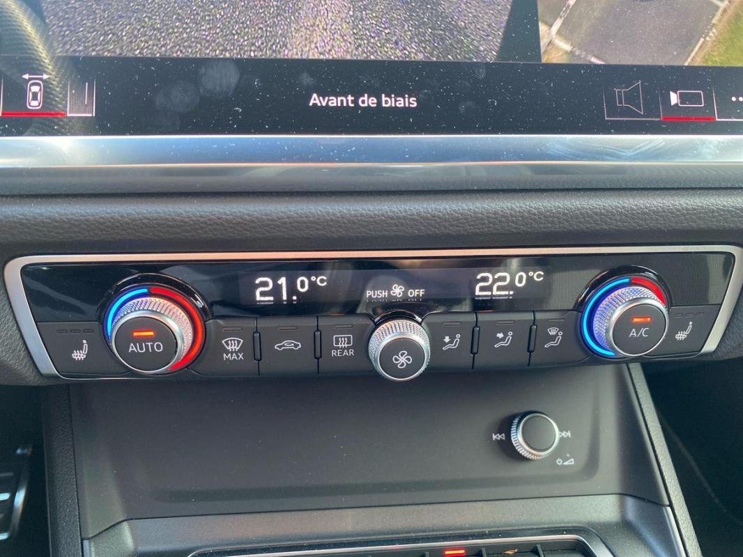 Audi Q3 - Photo 19