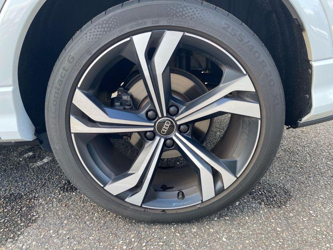 Audi Q3 - Photo 28