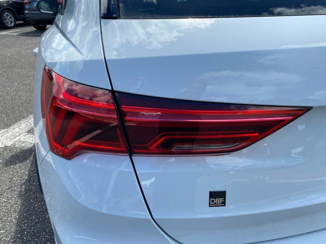 Audi Q3 - Photo 30