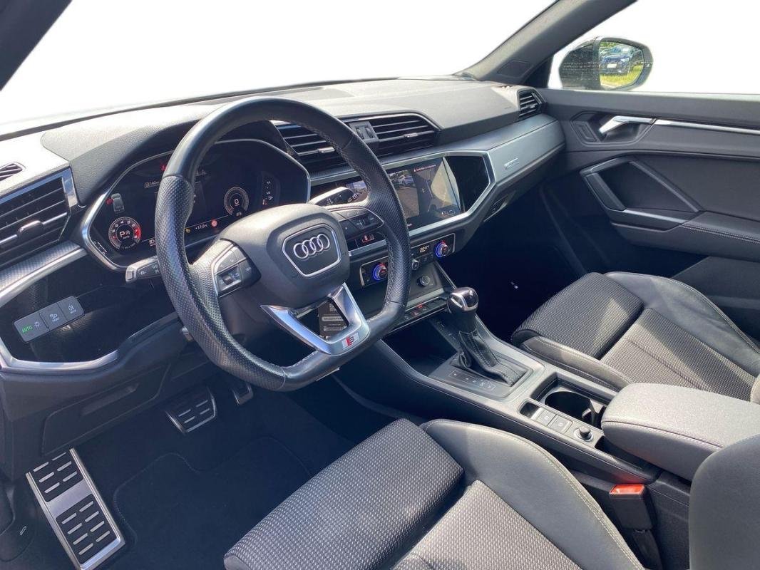 Audi Q3 - Photo 9
