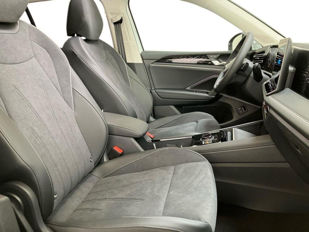 Volkswagen Tiguan - Photo 13