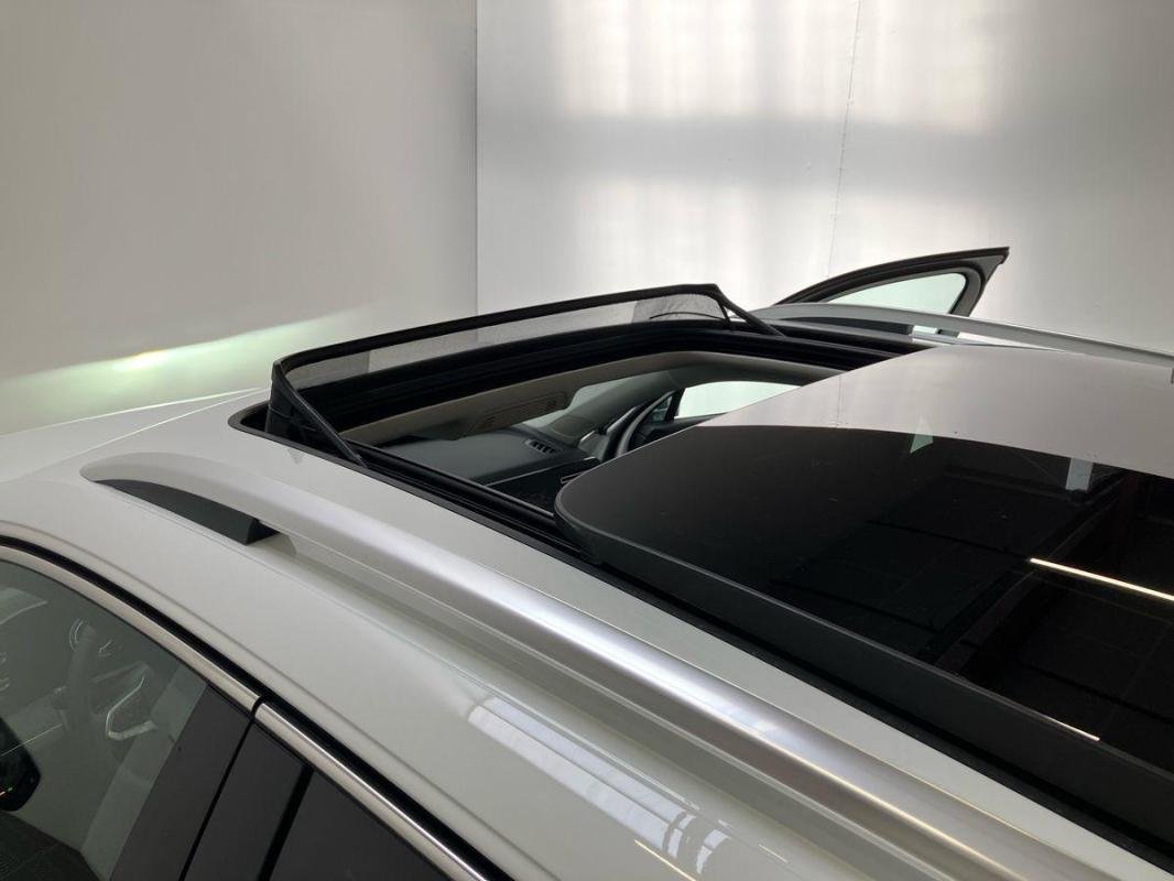 Volkswagen Tiguan - Photo 31