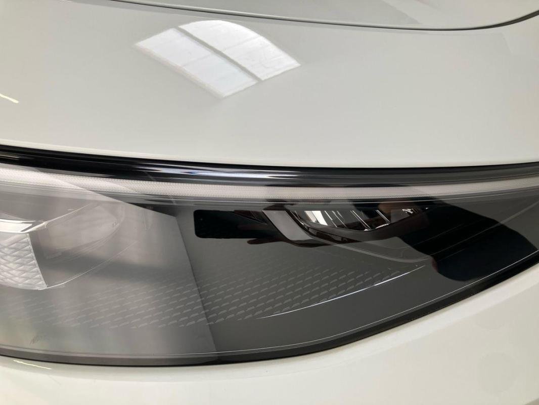 Volkswagen T-Roc - Photo 25