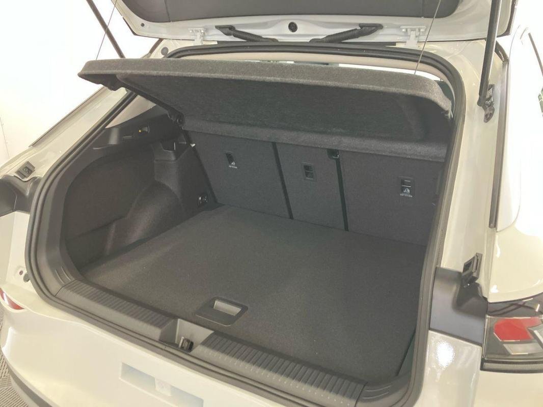 Volkswagen T-Roc - Photo 28
