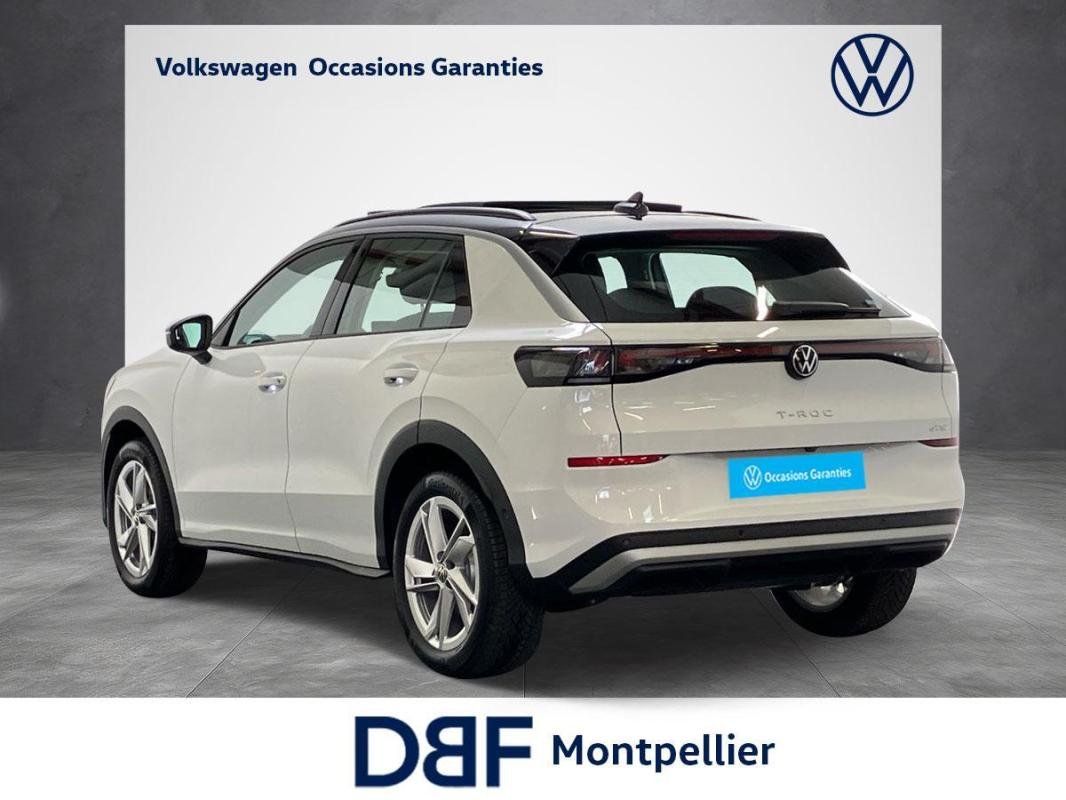 Volkswagen T-Roc - Photo 3