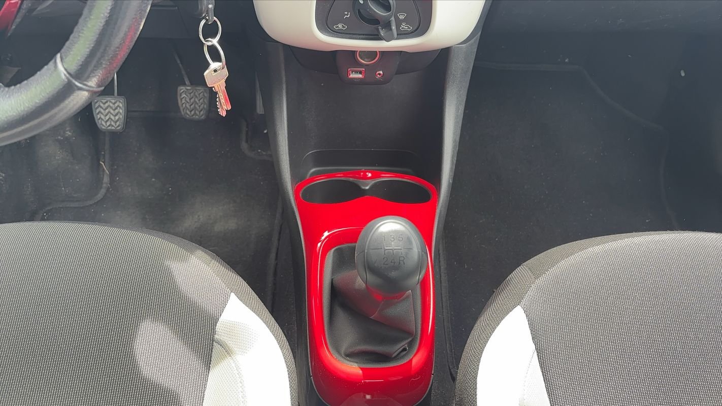 Toyota Aygo - Photo 26
