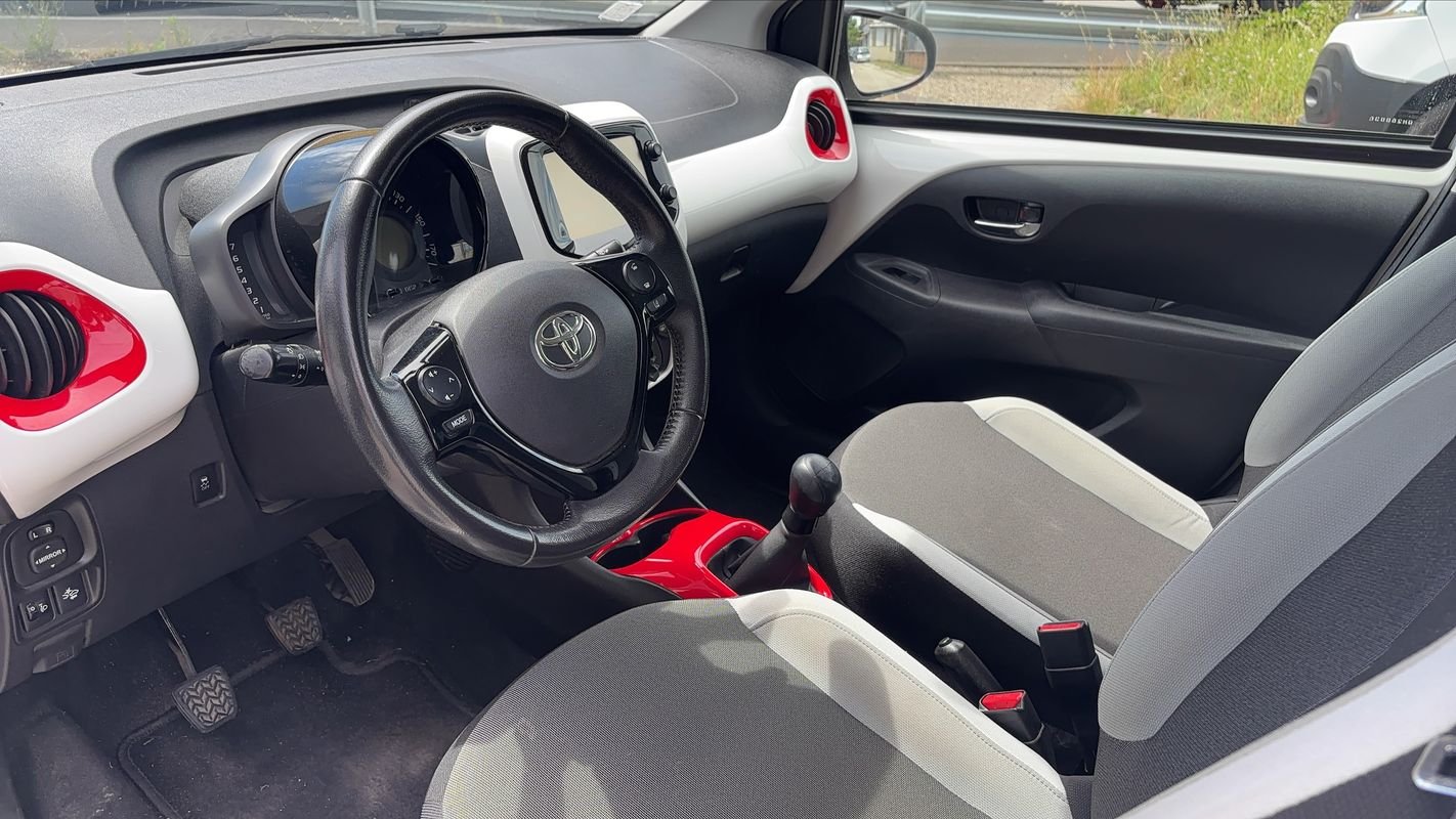 Toyota Aygo - Photo 8
