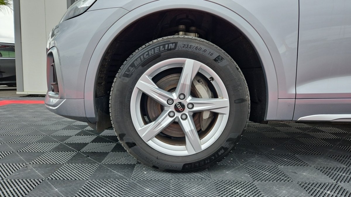 Audi Q5 - Photo 8