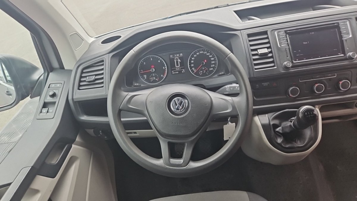Volkswagen Transporter - Photo 13