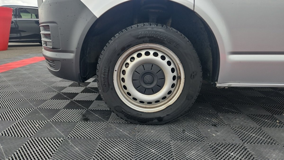 Volkswagen Transporter - Photo 8