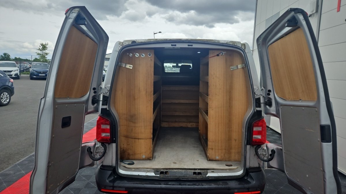 Volkswagen Transporter - Photo 10