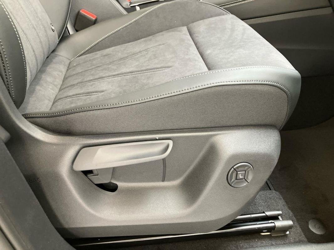 Volkswagen Tiguan - Photo 14